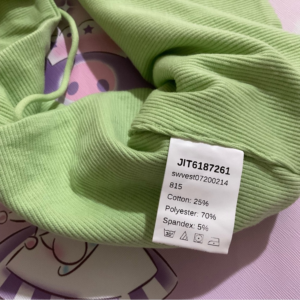 Green Rib-Knit Cropped Cami Top NWOT - Picture 6 of 8